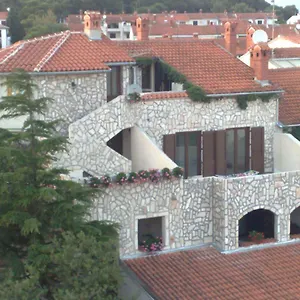 Collins Apartment Pula