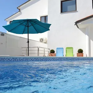 Apartments Villa Holiday Apartment Pula