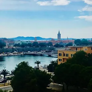 Mahagony Deluxe Apartment Zadar